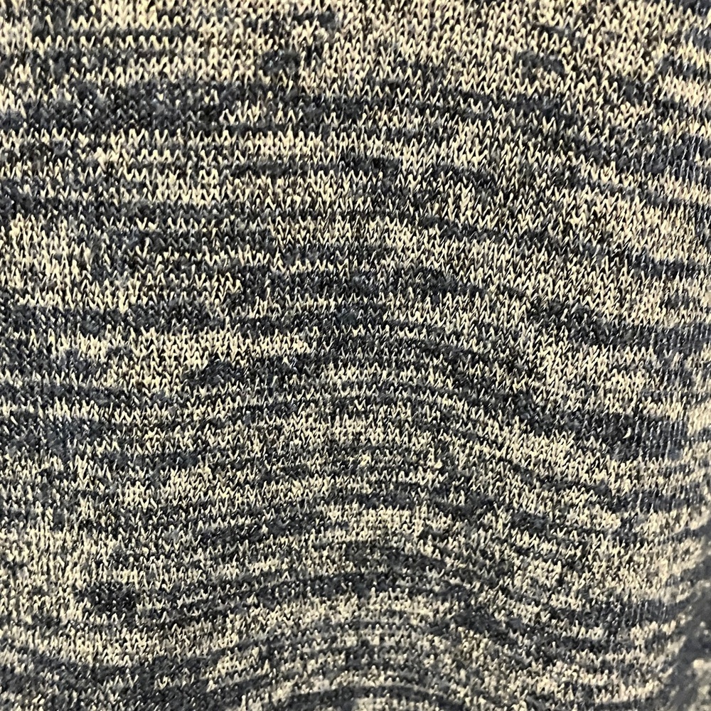 EUC a.n.a Heathered Blue Knit Top 1/2 Sleeve Ribbed Fabric Ribbed Back Insert - Picture 3 of 6